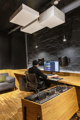 SILKE MAYER PHOTOGRAPHY. interiors. design. objects